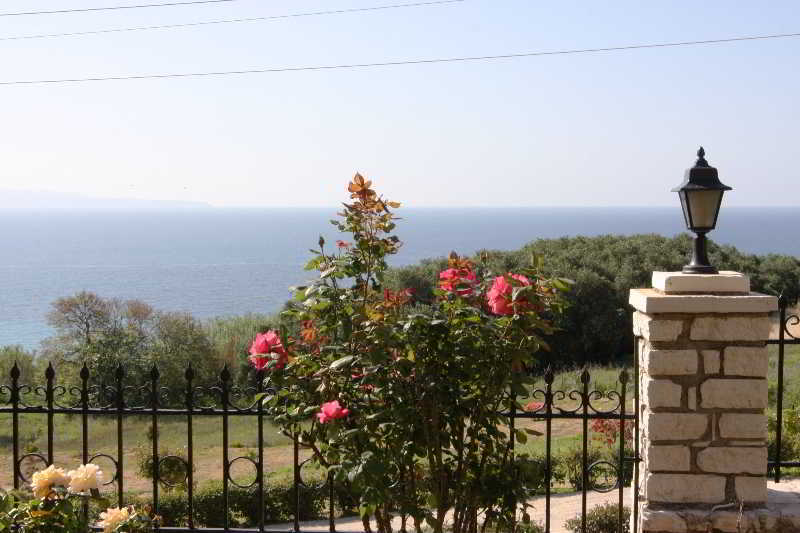Nikos & Katerina Studios Agios Stefanos Avliotes  Esterno foto